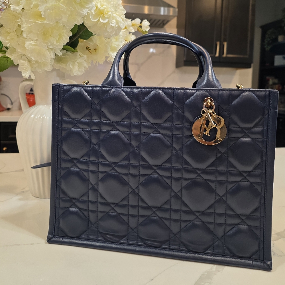 Christian Dior Macrocanage Book Tote Bag Cannage Quilted 2way Hadbag